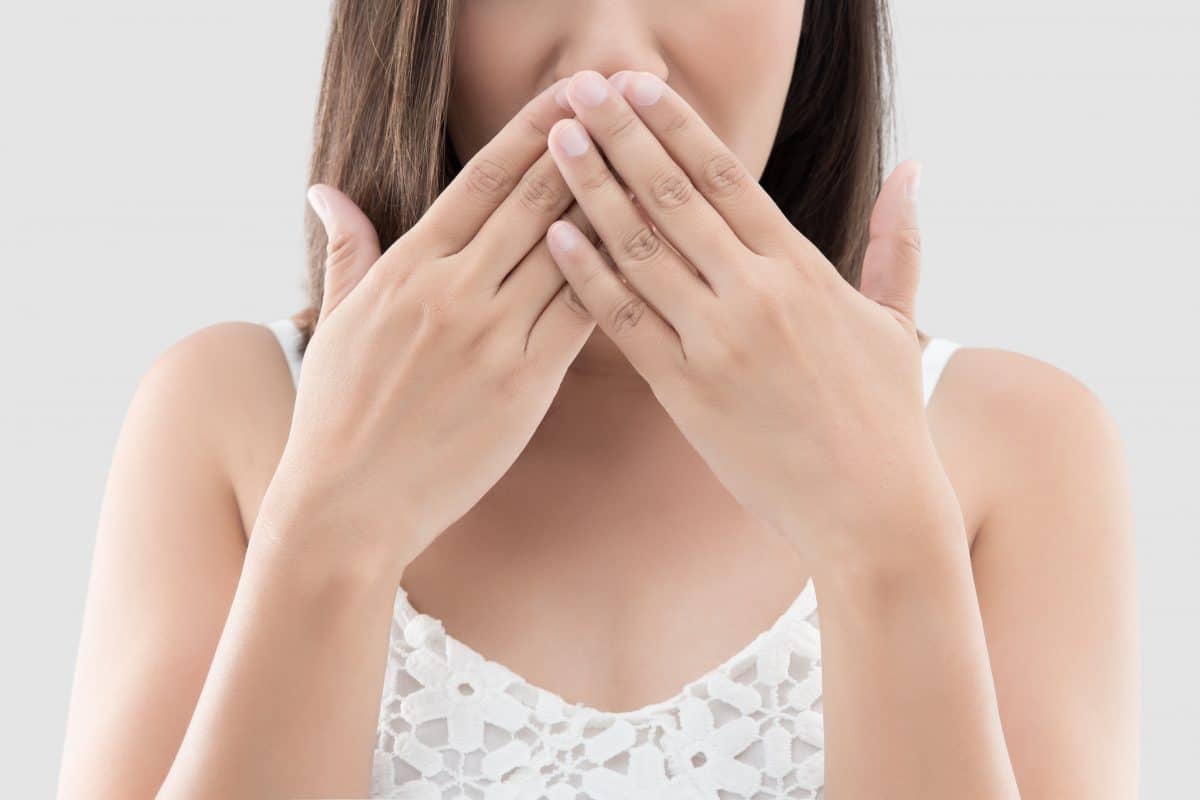 Diese 5 Hausmittel helfen gegen Mundgeruch