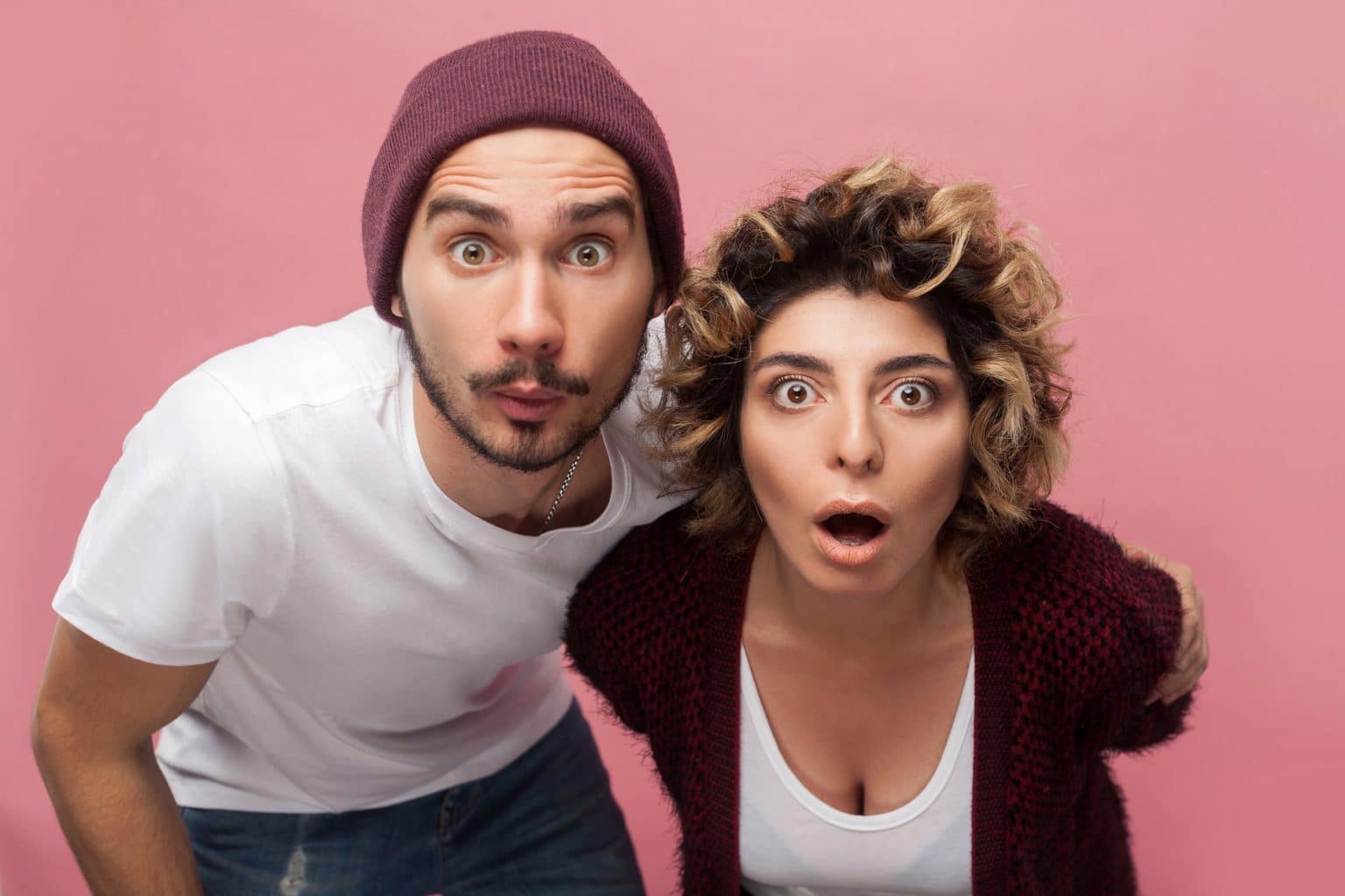 Augen zusammenkneifen flirten