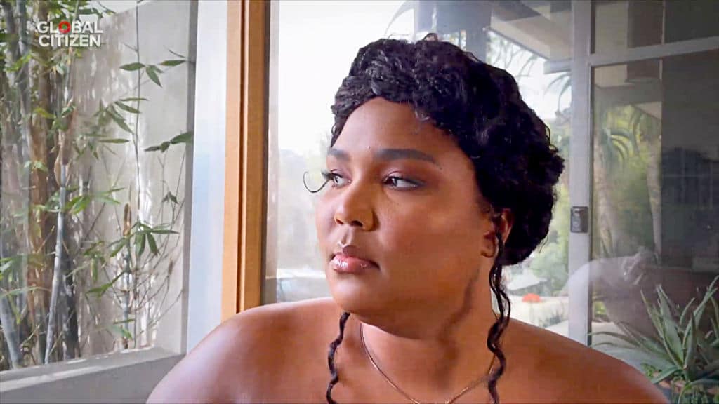 Lizzo über Selbstzweifel: „Warum bin ich so eklig und hasse meinen Körper?“