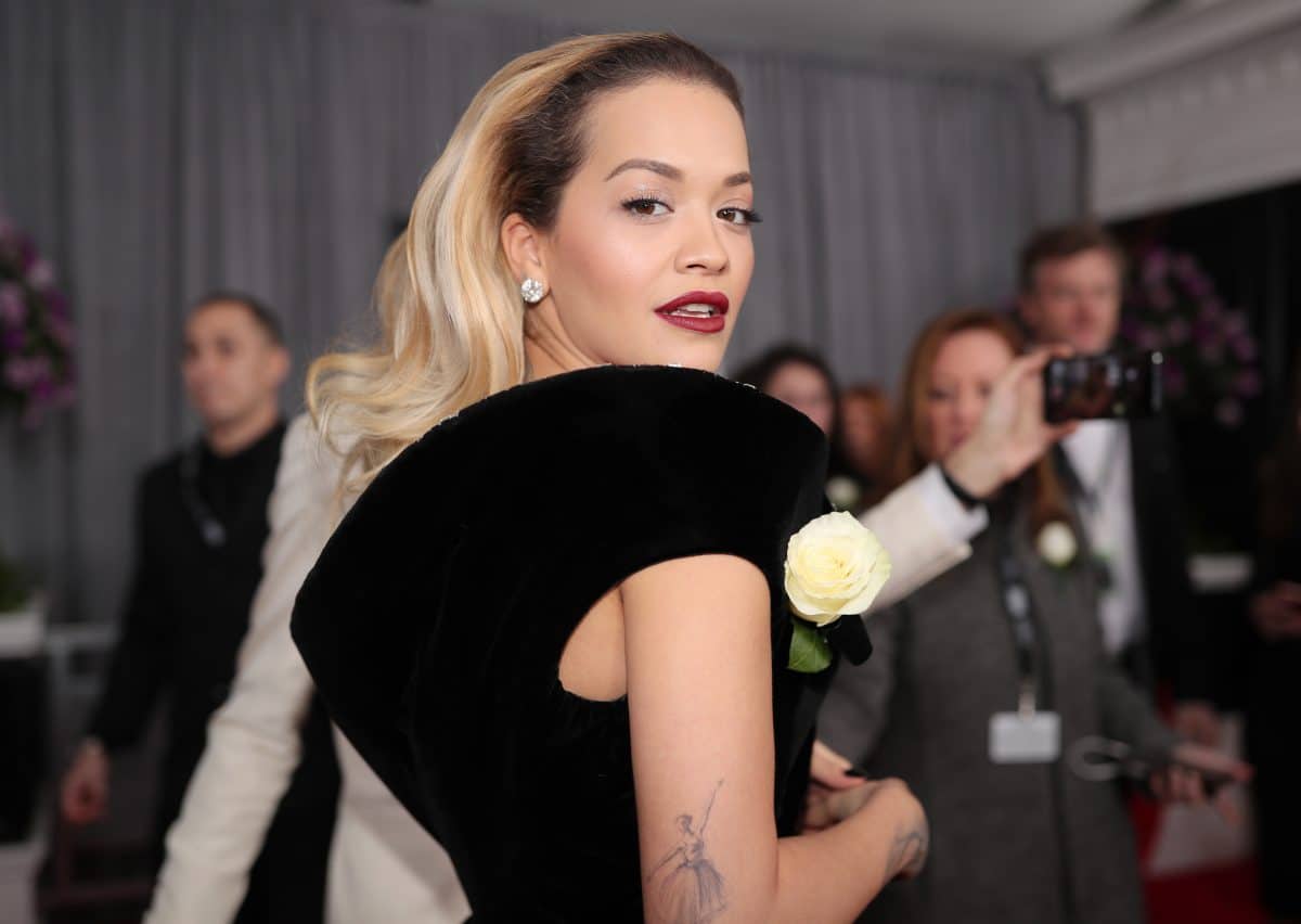 Nach Lockdown-Party: Britischer Radiomoderator verbannt Rita Ora