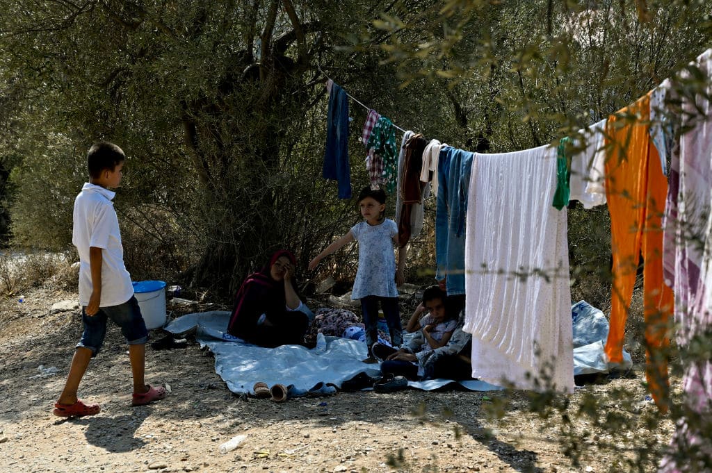 Psychologin warnt: Bedingungen in den Flüchtlingslagern auf Lesbos machen Kinder krank Psychologin warnt: Bedingungen in den Flüchtlingslagern auf Lesbos machen Kinder krank
