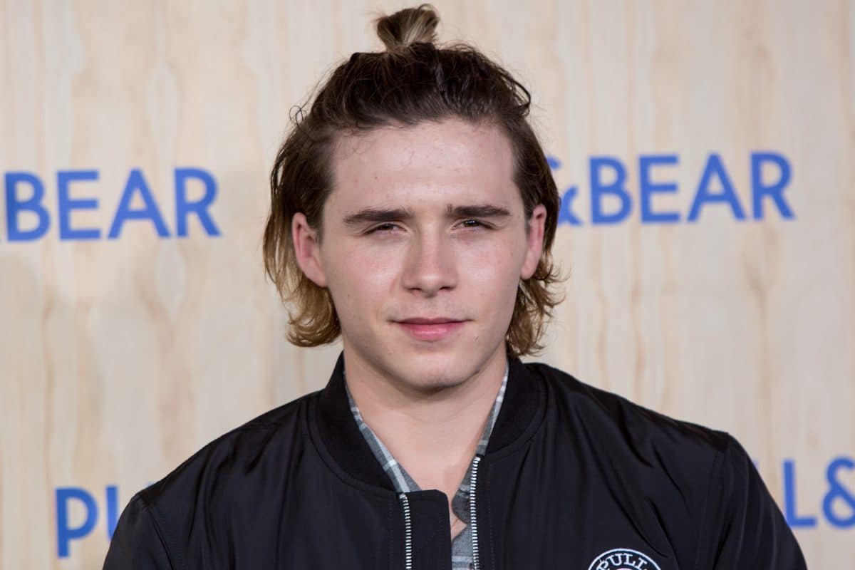 Brooklyn Beckham lässt sich Liebesbrief auf Rücken tätowieren