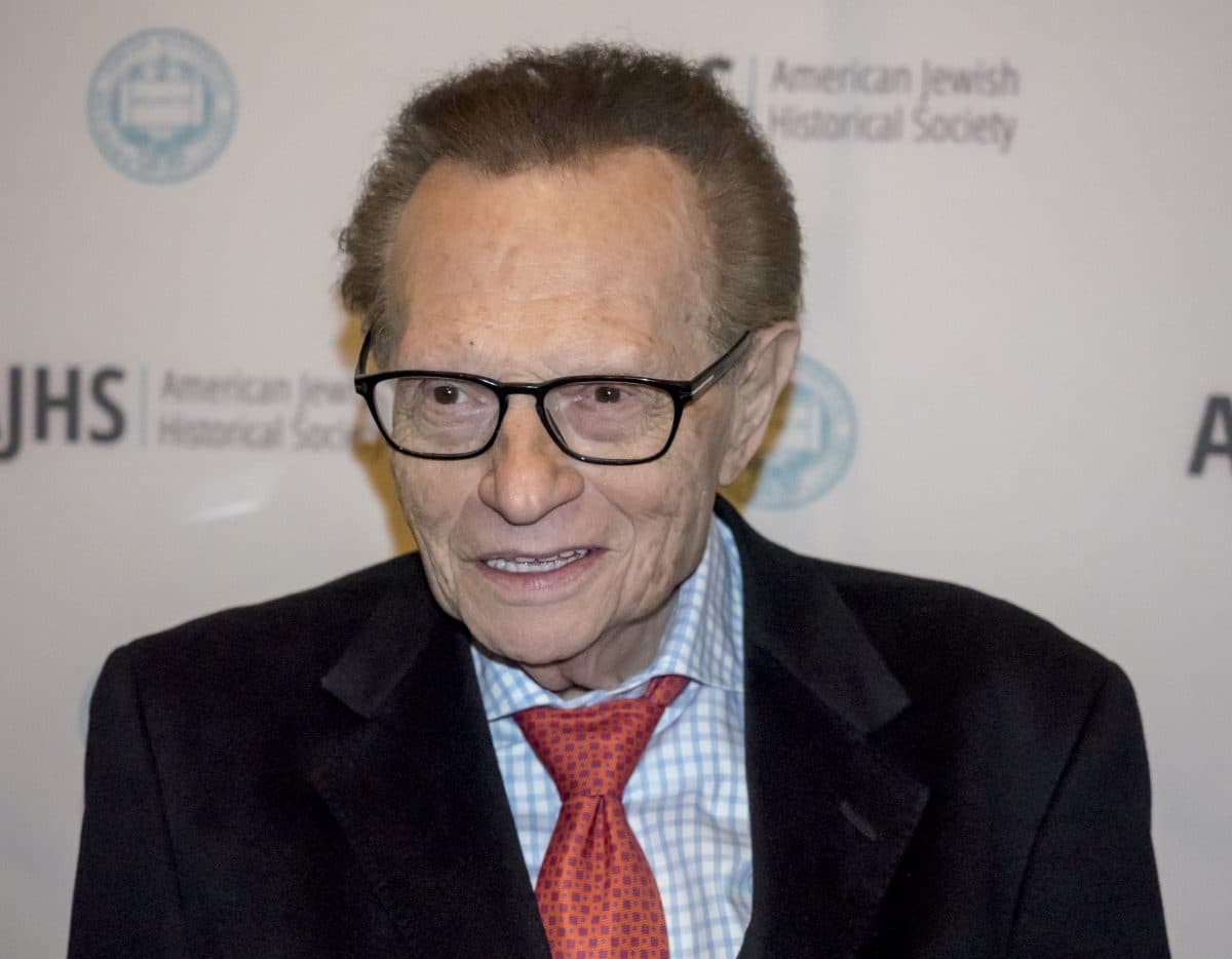 Talkshow-Legende Larry King mit Corona ins Krankenhaus eingeliefert