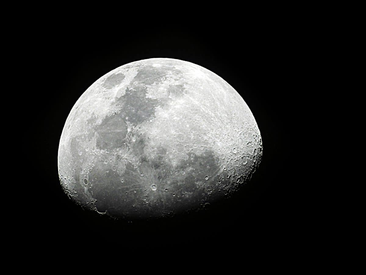 Video zeigt: So wurde der Mond vor 4,5 Milliarden Jahren „geboren“