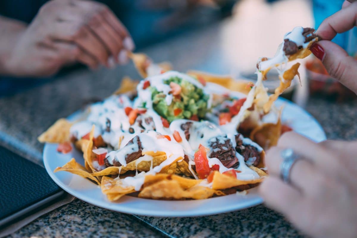 Überbackene Nacho-Platte Rezept