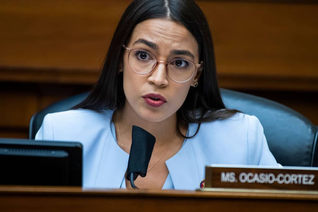 „Ich bin Überlebende“: US-Politikerin Alexandria Ocasio-Cortez erzählt von sexuellem Übergriff