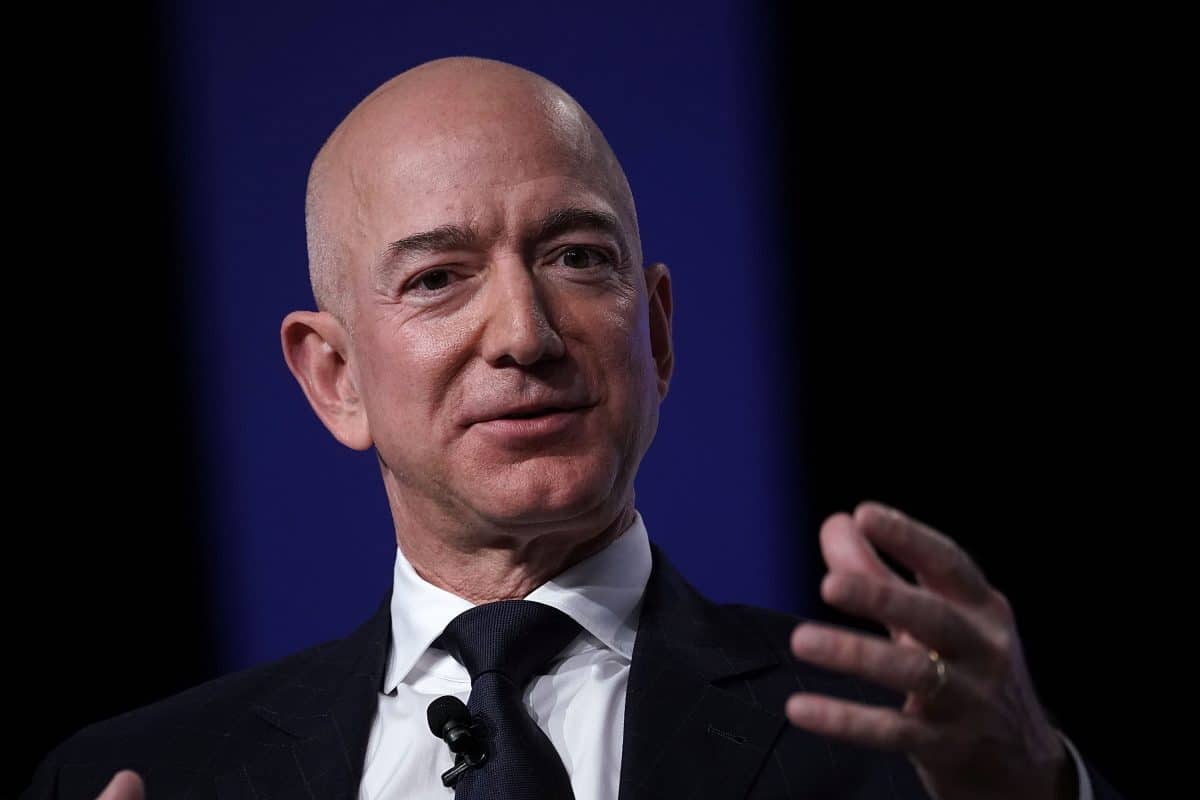 Jeff Bezos tritt nach 27 Jahren als Amazon-Chef zurück