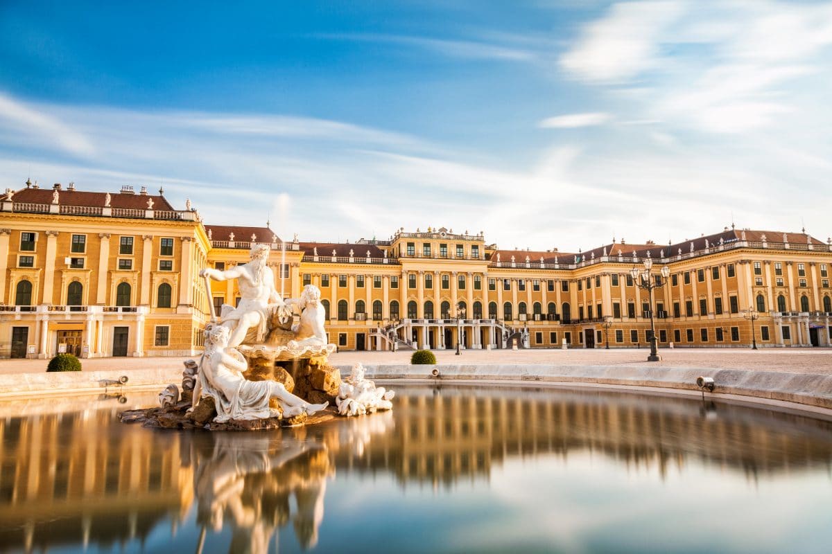 Schloss Schönbrunn wird zu Corona-Teststation