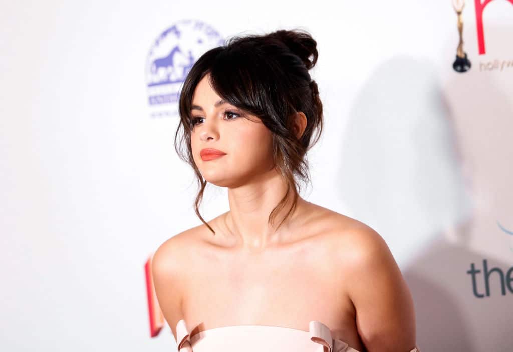 Selena Gomez stellt Trackliste für erste spanische EP vor