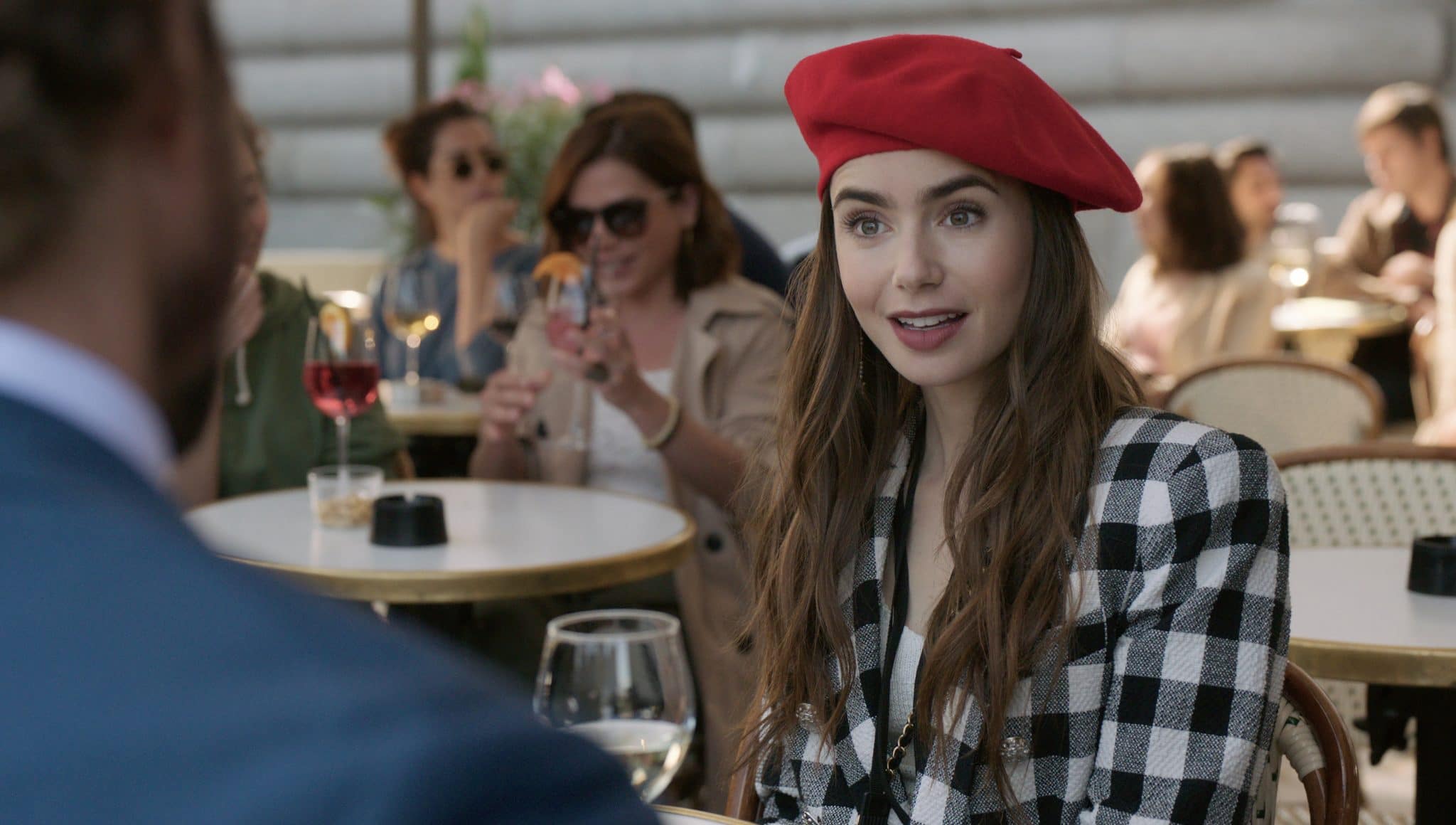 Distribution Emily In Paris Saison 2 "Emily in Paris": Die Dreharbeiten für die 2. Staffel haben begonnen