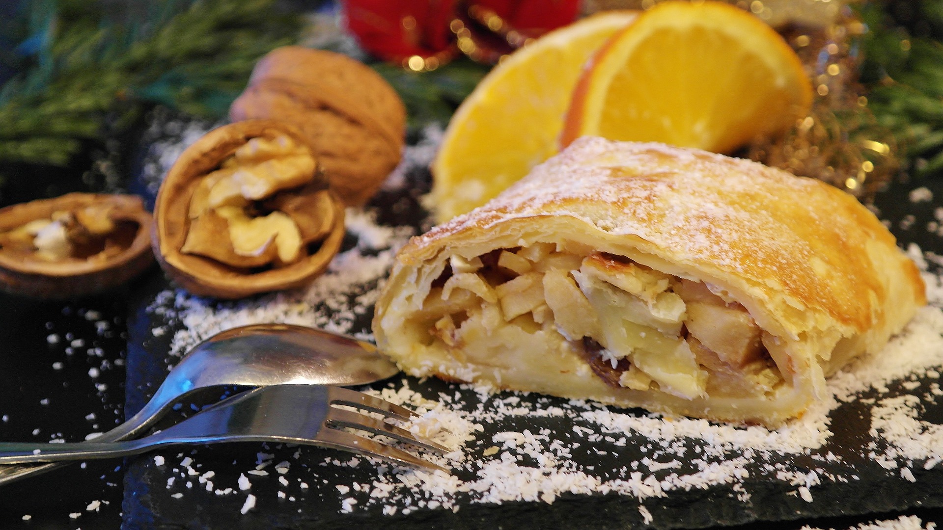 Apfel-Strudel aus Blätterteig