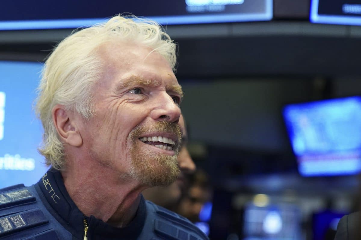 Milliardär Richard Branson nach Testflug ins All wieder sicher gelandet