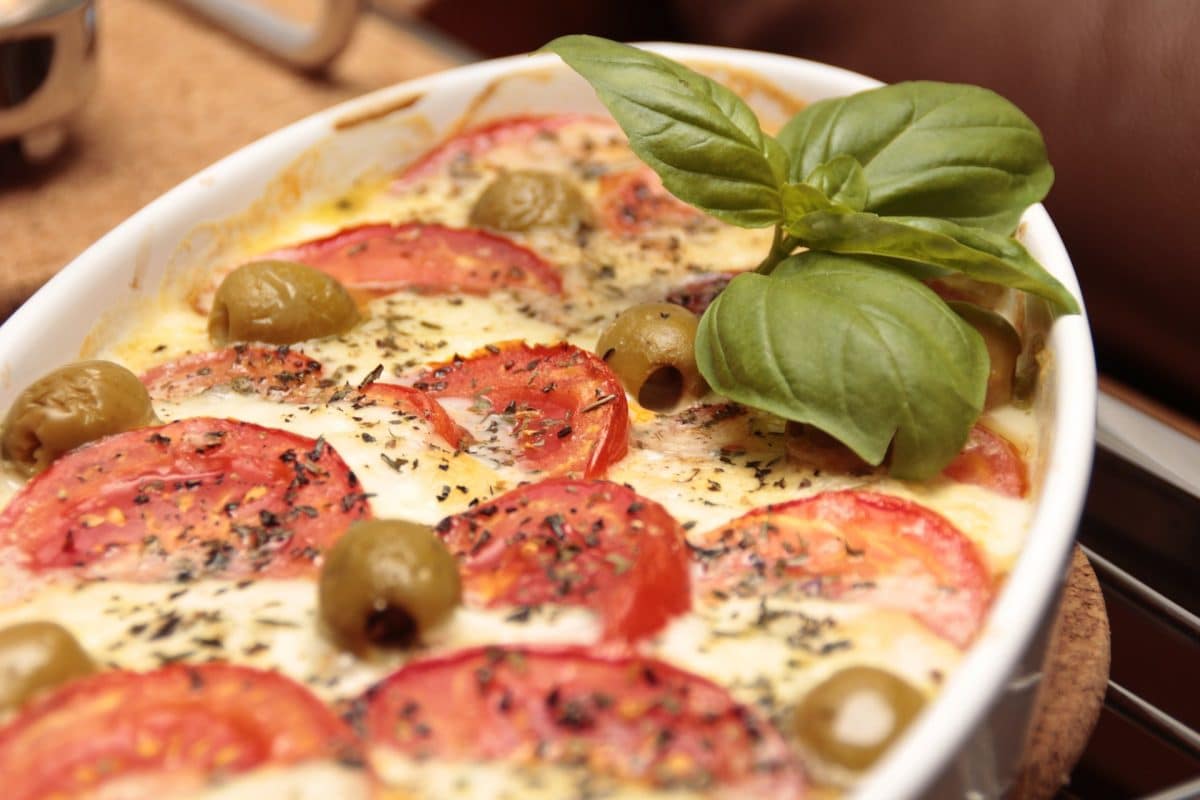 Pasta-Auflauf mit Auberginen und Mozzarella