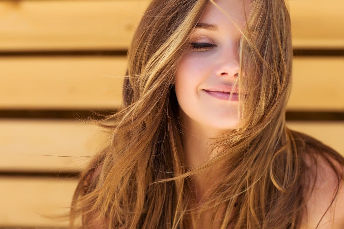 5 Tipps für Haare wie frisch vom Profi – ohne Frizz