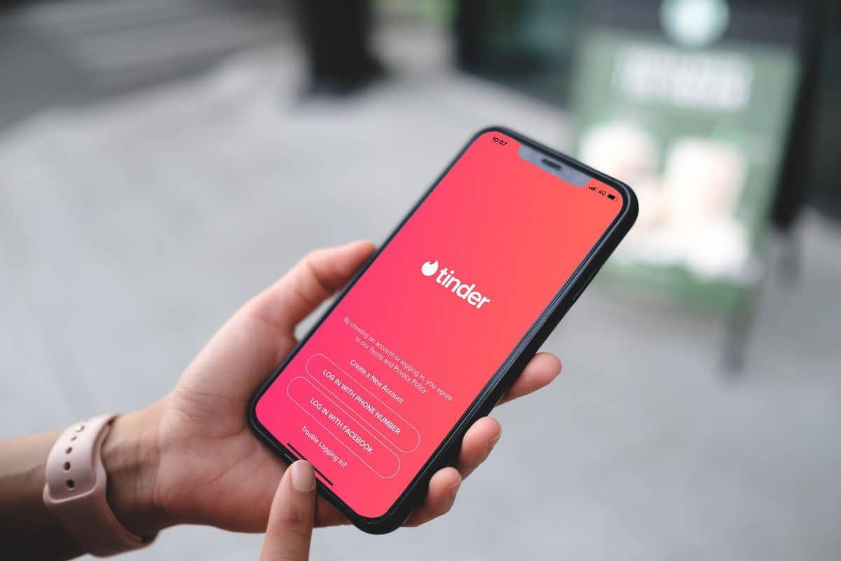 Tinder in Zukunft vielleicht nur noch mit Ausweis