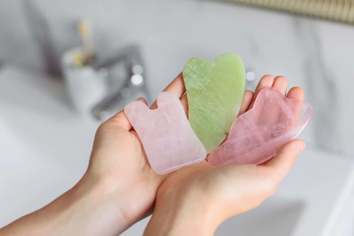 Beauty-Trend Gua Sha: Was bringt der Stein?