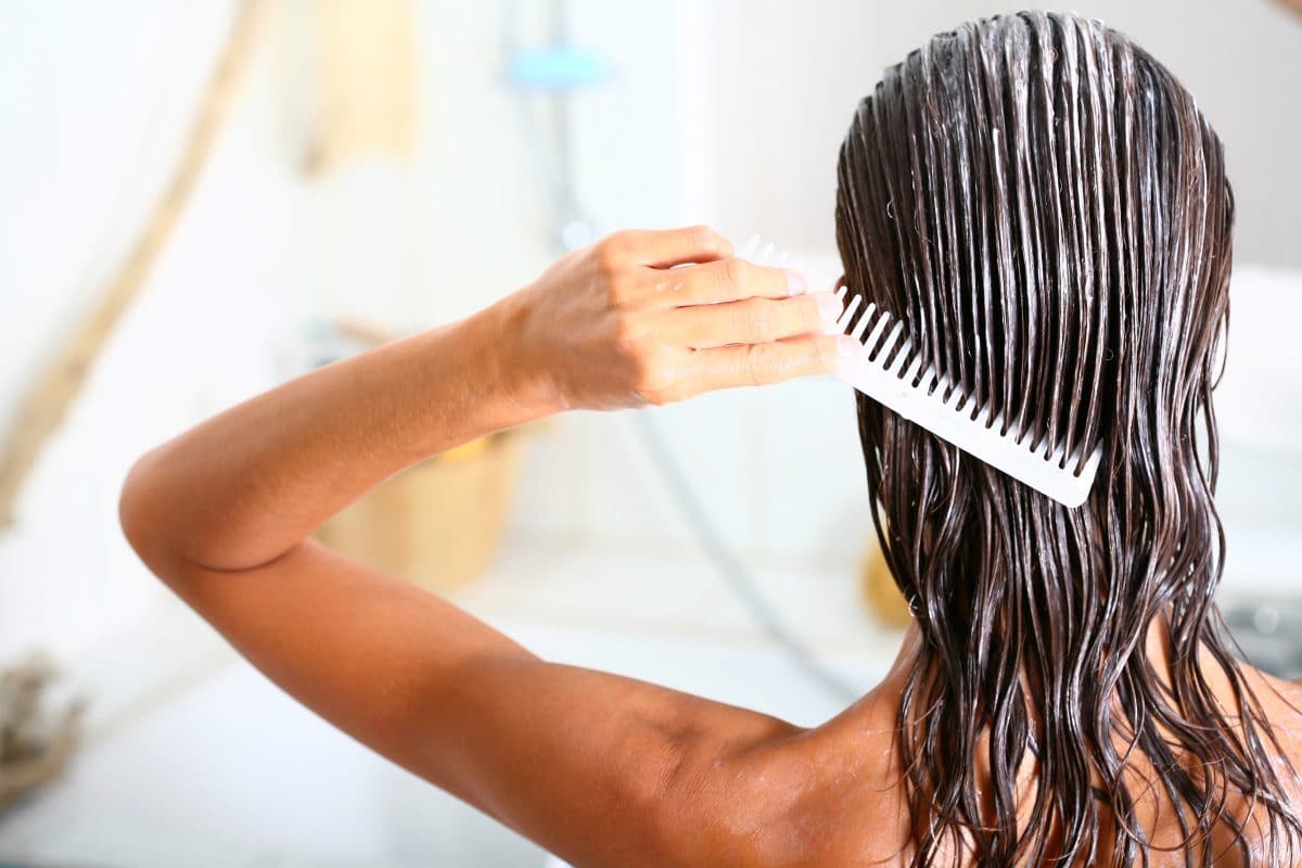 3 einfache Pflege-Tipps für natürlich glänzende Haare im Herbst
