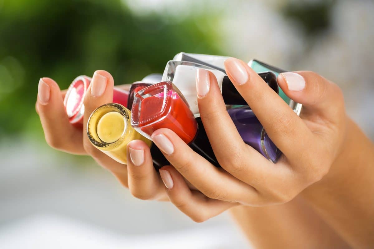 Nagellack schneller trocknen: Mit diesen 3 Tricks klappt’s