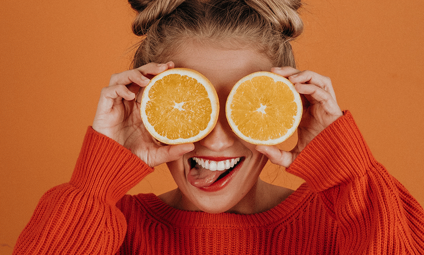 Herbstblues adé. Warum Orange dein neuer bester Freund sein sollte