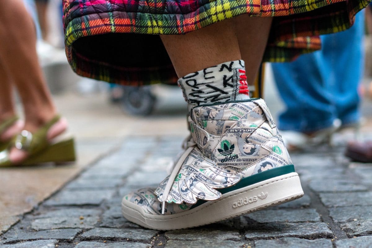 Diese Sneaker bringen uns im Herbst 2021 Styling-mäßig zum Abheben