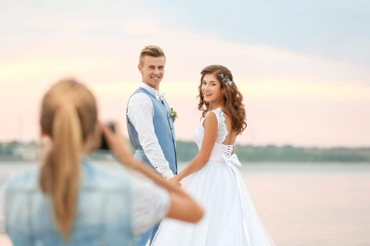 Hochzeits-Fotografin darf keine Pause machen und löscht deshalb alle Hochzeitsfotos
