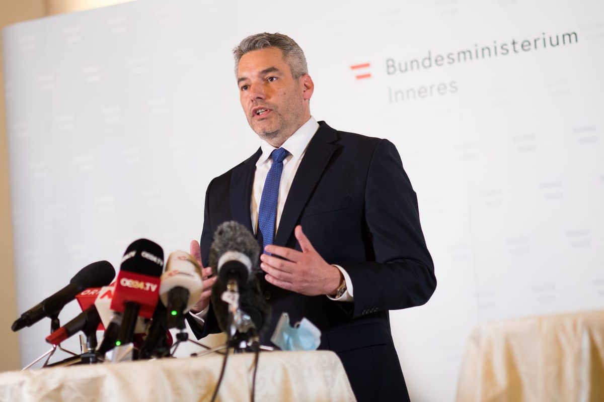 Innenminister Karl Nehammer wird neuer Bundeskanzler