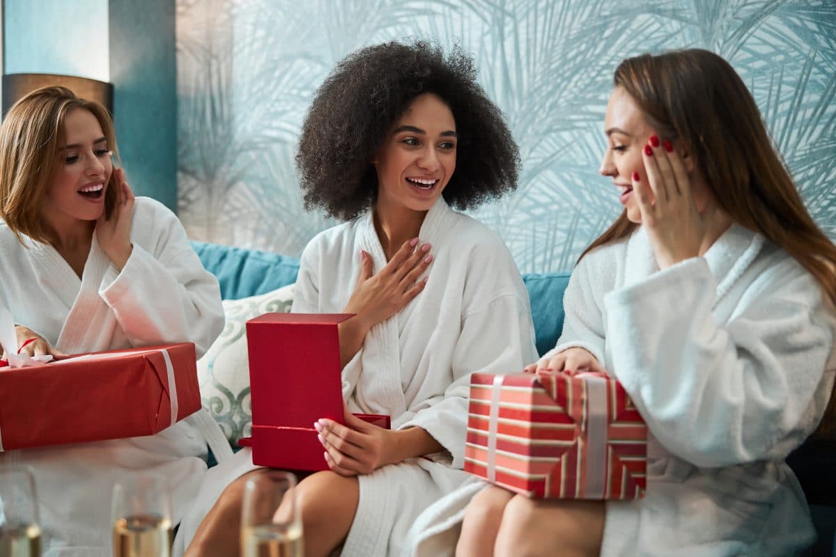 Das sind die coolsten Weihnachtsgeschenke für deine BFF