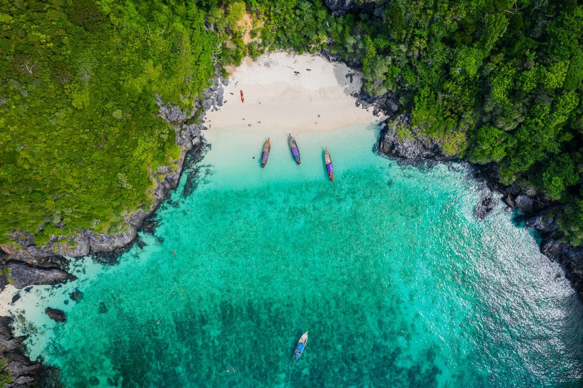 Thailand: Traumstrand aus „The Beach“ wieder für Touristen geöffnet