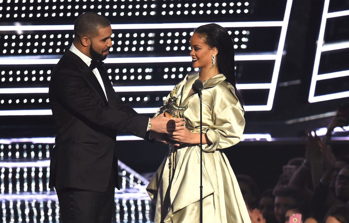Nach Babybauch-Foto: Drake entfolgt Rihanna und postet kryptische Message