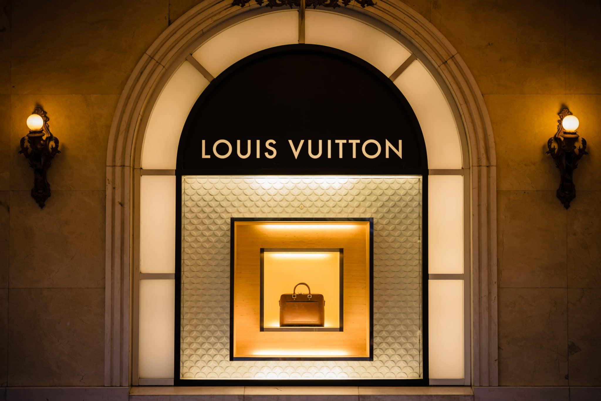 LVMH Shares Slide as Fashion Division Growth Stalls