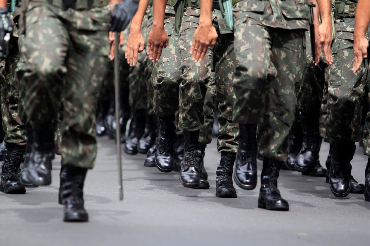 Brasilianische Armee bestellt Penisprothesen und Potenzmittel im Wert von über 600.000 Euro