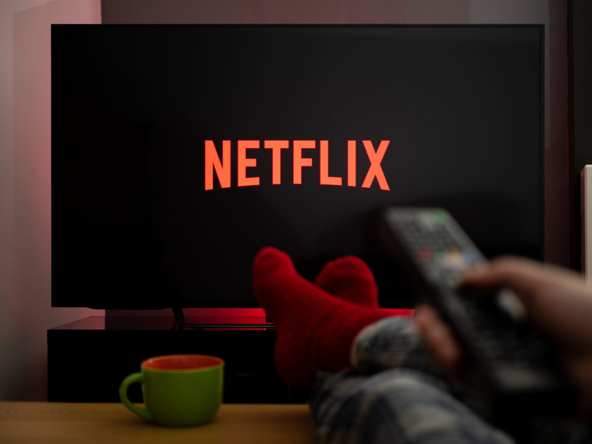 Netflix verliert 200.000 Abonnenten und will jetzt gegen Account-Sharing vorgehen