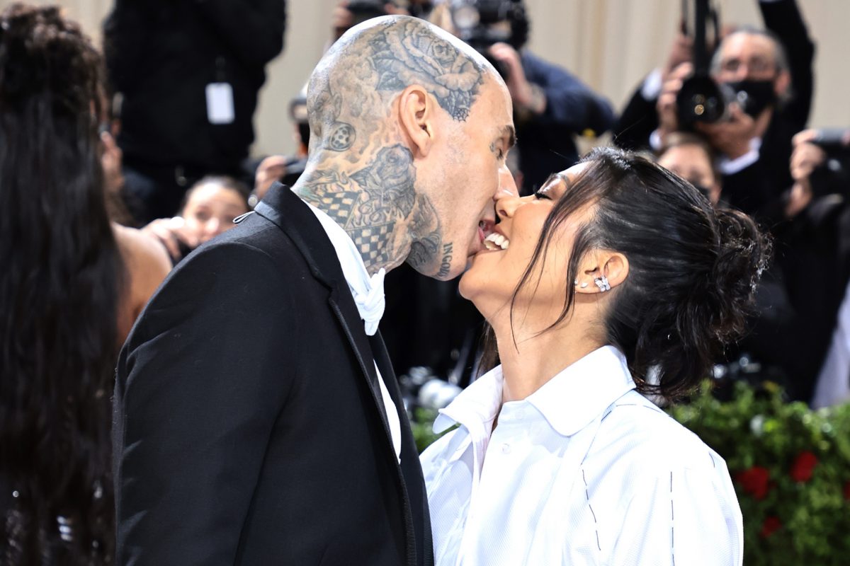 Kourtney Kardashian und Travis Barker sind jetzt offiziell verheiratet