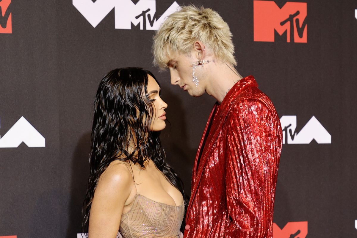 Megan Fox und Machine Gun Kelly brauchen Hilfe von Exorzisten – rät ein Priester