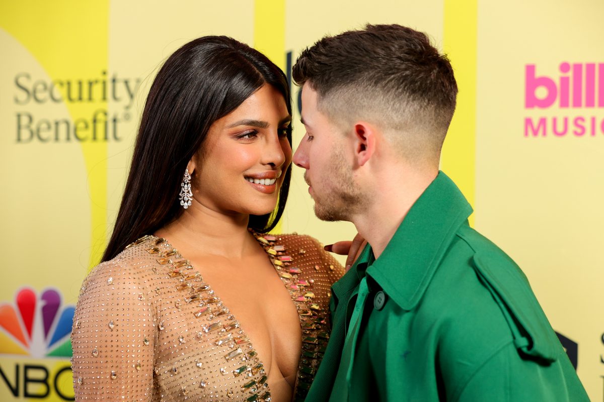 Priyanka Chopra & Nick Jonas teilen erstes Foto von Tochter Malti Marie