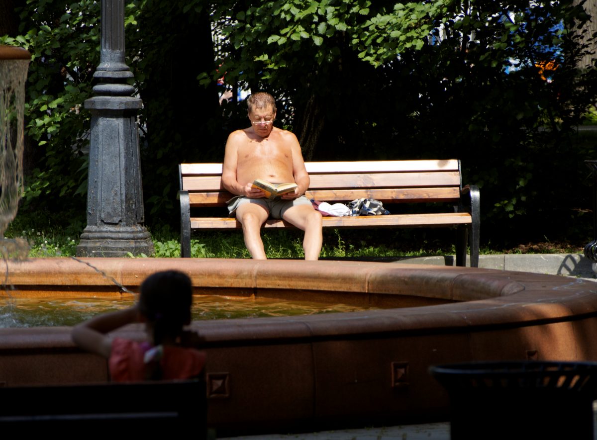 Italien: Badeort verkündet Oben-ohne-Verbot auch für Männer