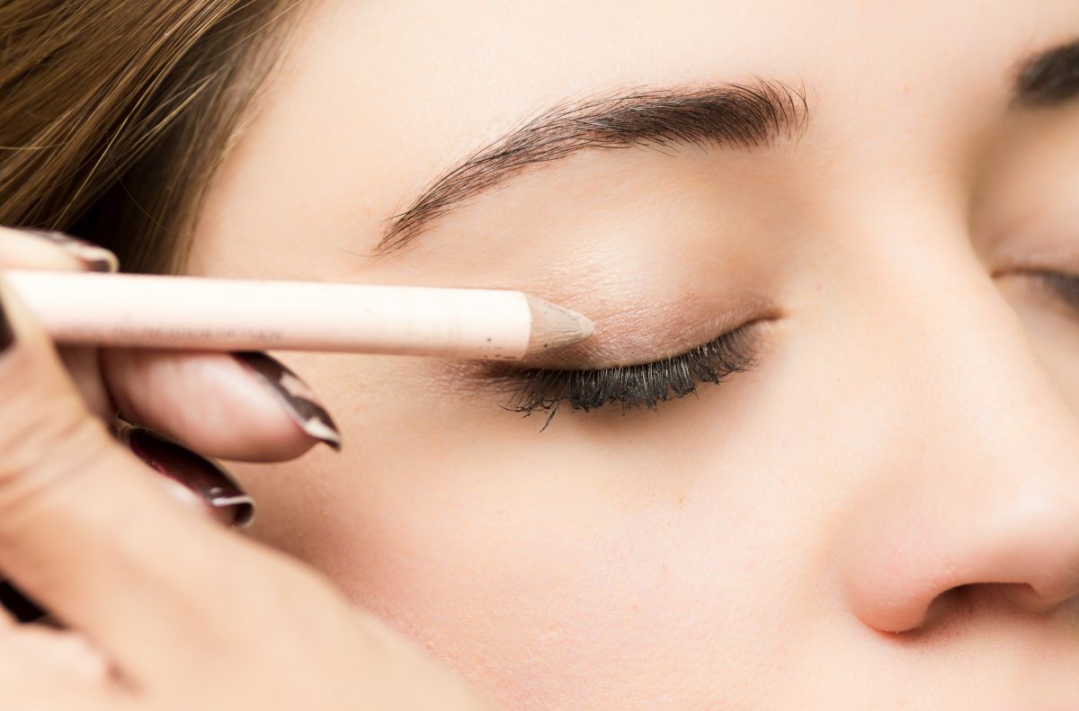 Der „Transparent Eyeliner“ ist das perfekte Augen-Make-up für Minimalisten