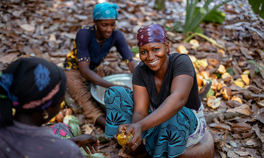 Mit diesen 5 Fashion-Pieces stärkst du Frauen in Côte d’Ivoire