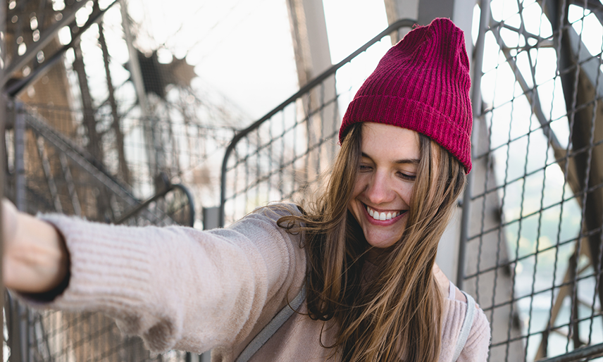 Mützenfrisur: So klappt’s mit dem Haar-Styling