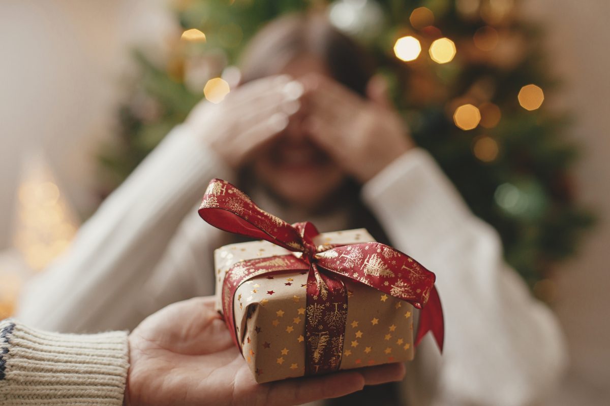 Umtausch von unpassenden Weihnachtsgeschenken: Auf diese Dinge solltet ihr achten