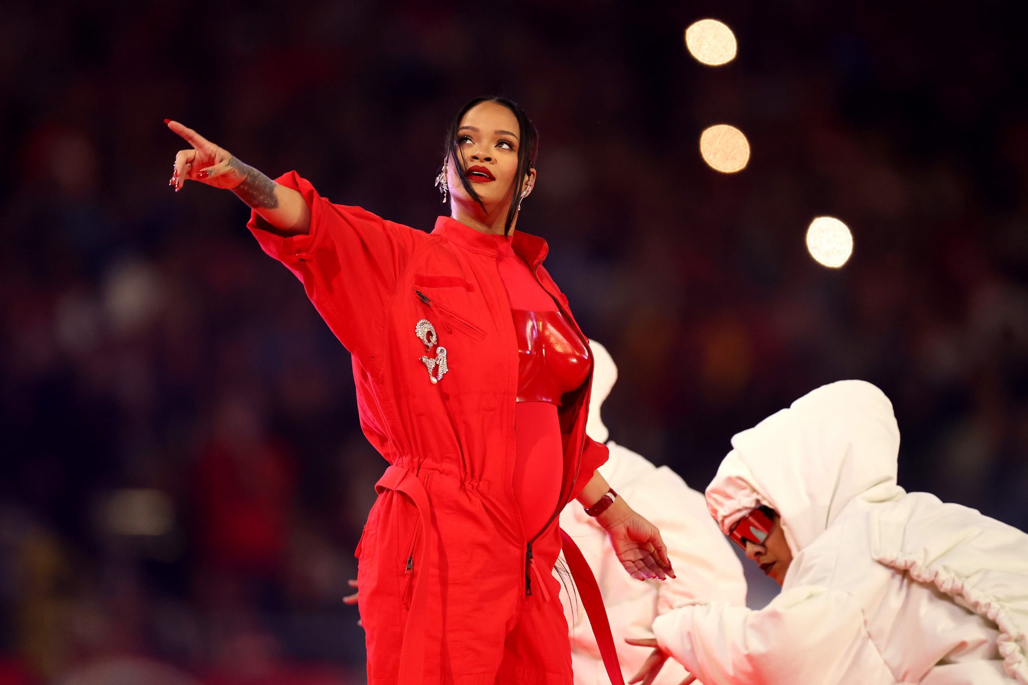 Super Bowl Halbzeitshow Schwangere Rihanna schreibt Geschichte