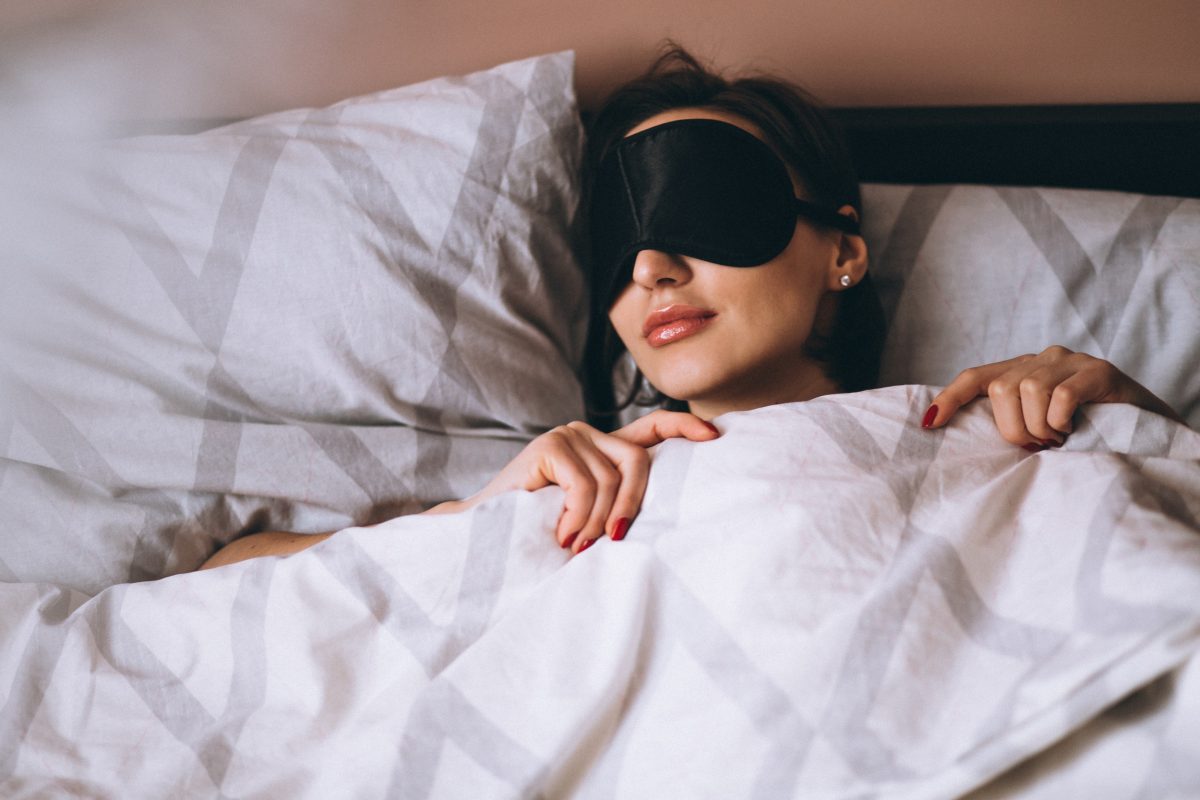 Neue Studie: Deshalb solltet ihr immer mit Schlafmaske schlafen