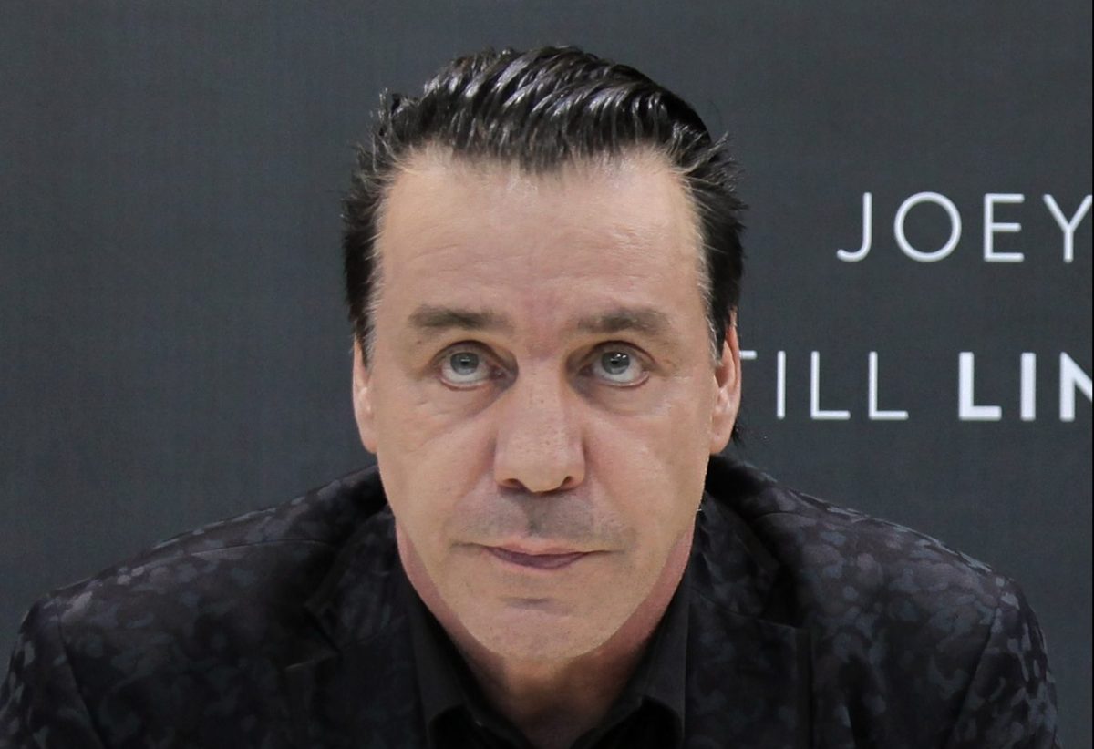 Rammstein-Drummer zu Lindemann-Vorwürfen: „Till hat sich in den letzten Jahren von uns entfernt“