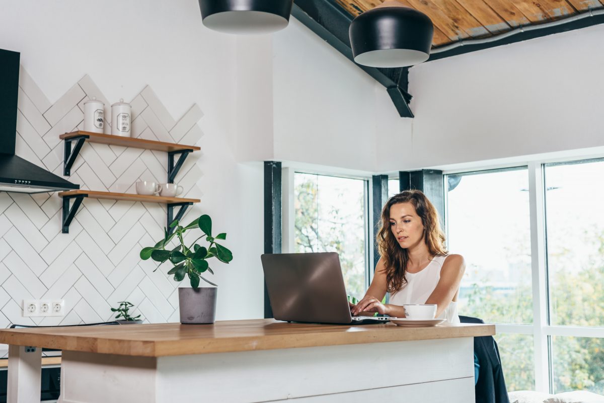 Frau wird entlassen, weil sie im Homeoffice zu wenig getippt hat