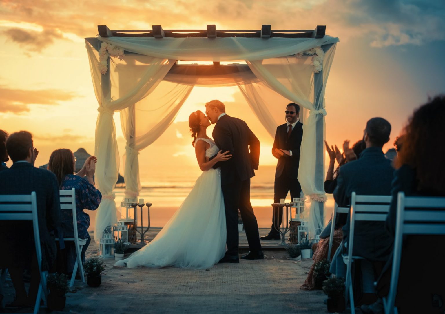 Großvater singt auf Hochzeit seiner Enkelin und bringt damit Millionen