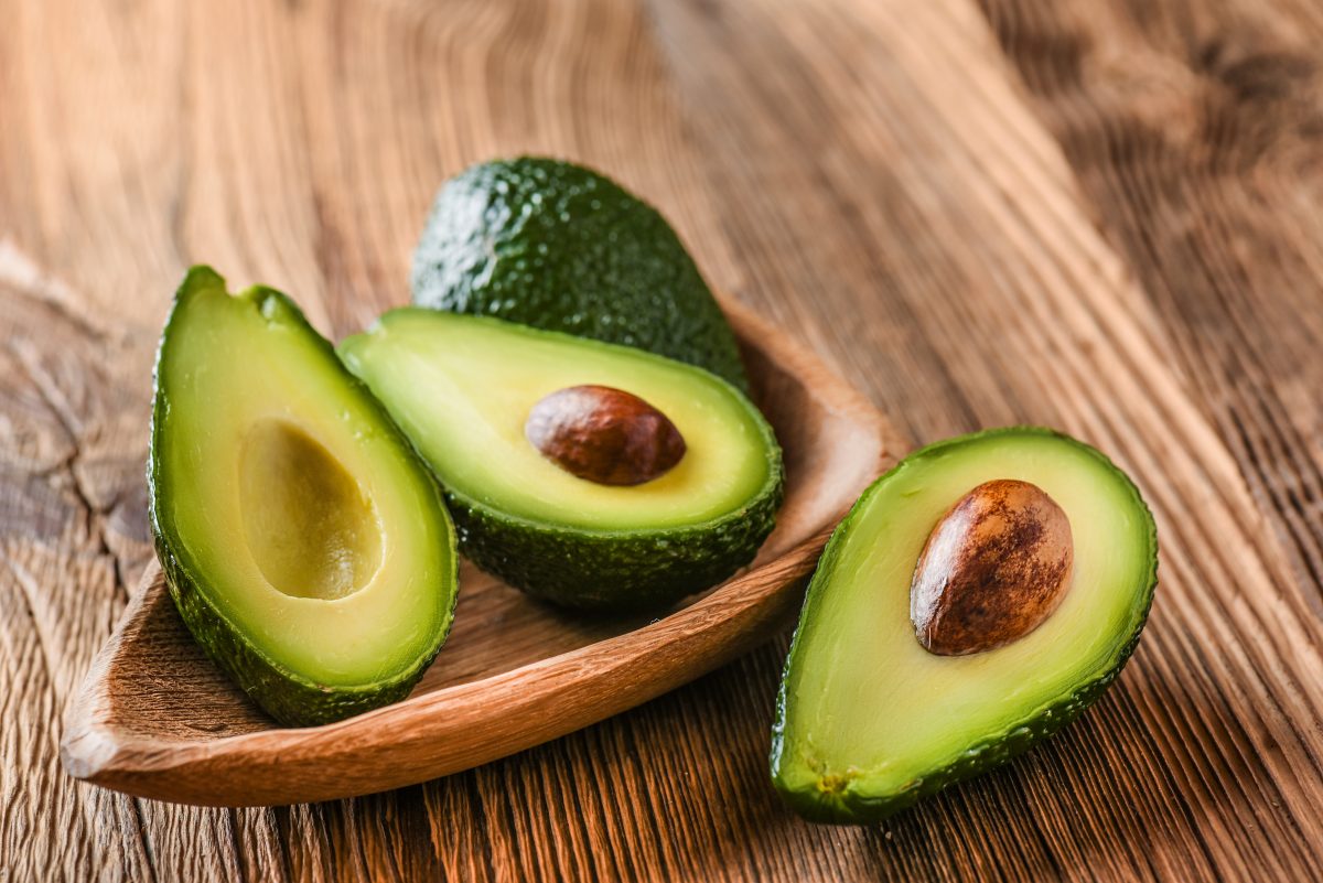 Darauf solltest du beim Kauf einer Avocado achten