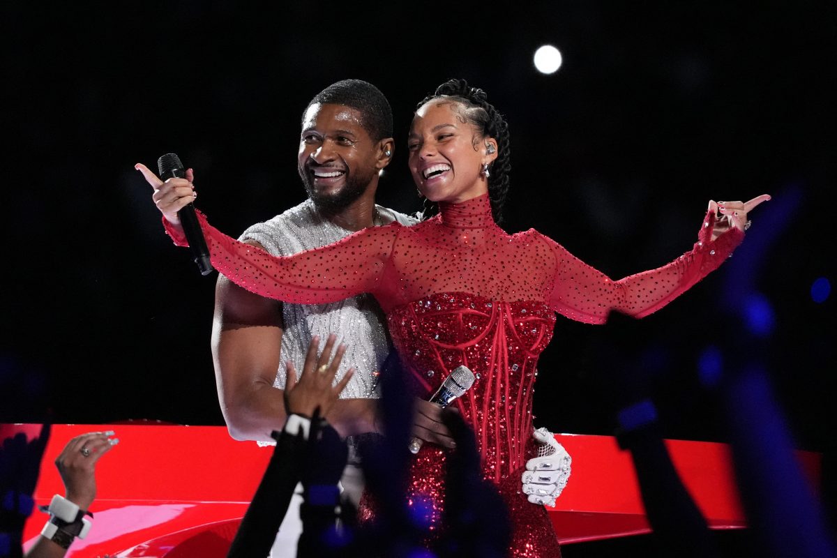 Super Bowl: Usher bringt zahlreiche Special Guests zur Halbzeitshow – auf einen wartet Social Media vergeblich!