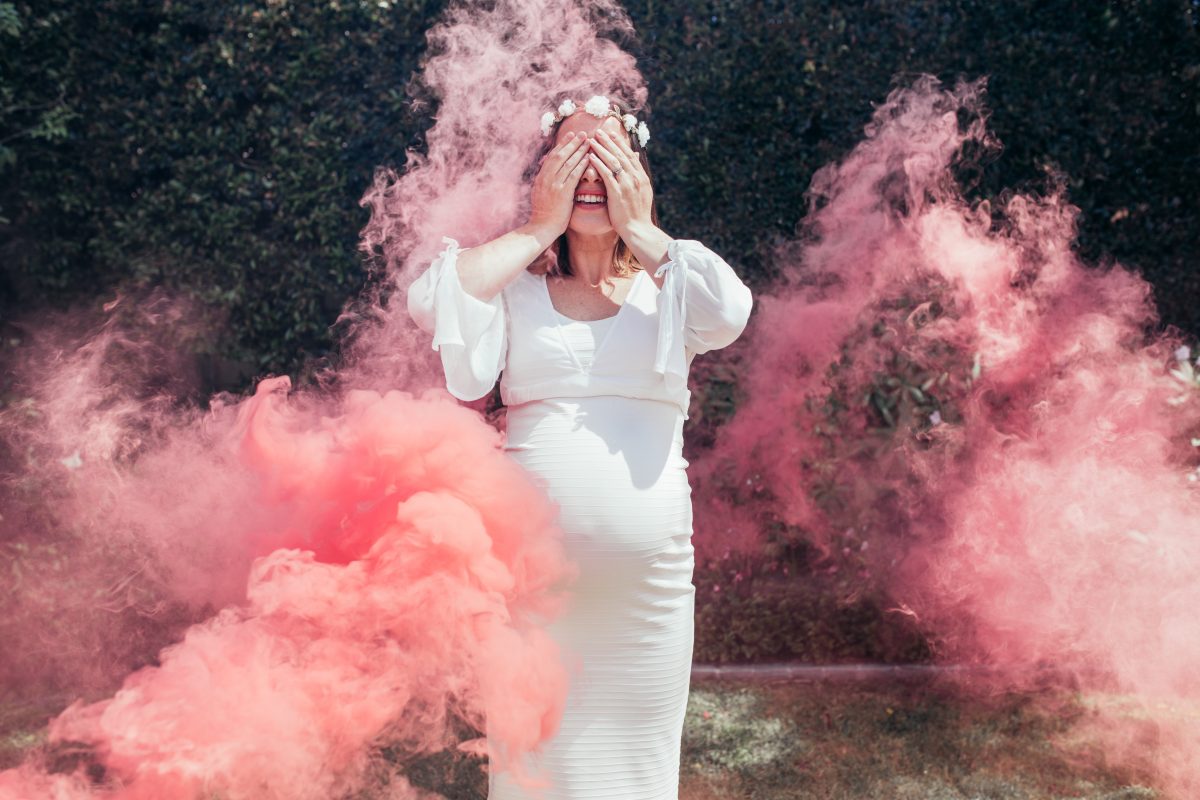 Gender Reveal endet in Tränen: Mutter zeigt online Enttäuschung über Baby-Enthüllung